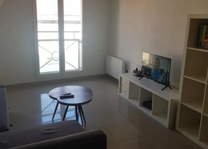 Proche Du Centre Ville, Parking Privé Appartement *